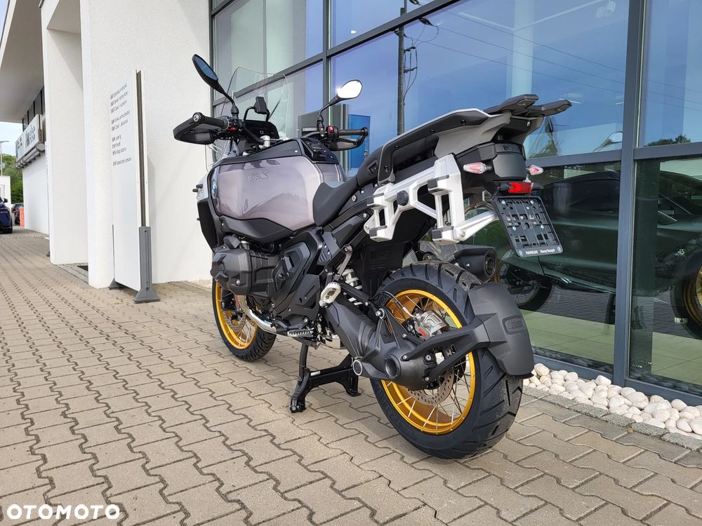 BMW R - 11