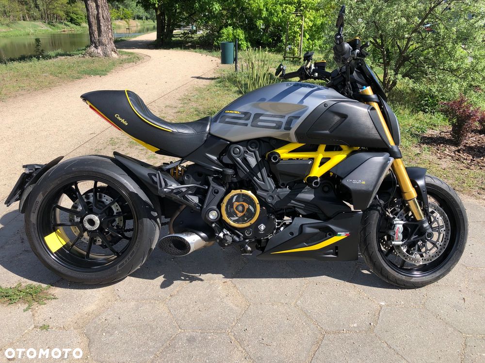 Ducati Diavel - 19
