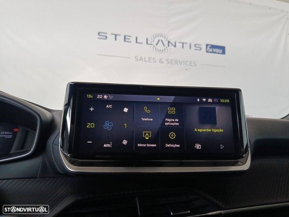 Peugeot 2008 1.2 Hybrid Allure e-DCS6 - 22