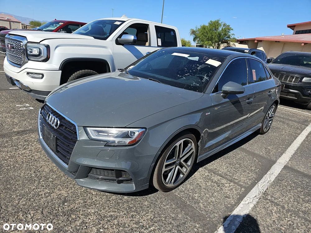 Audi A3 Limousine - 1