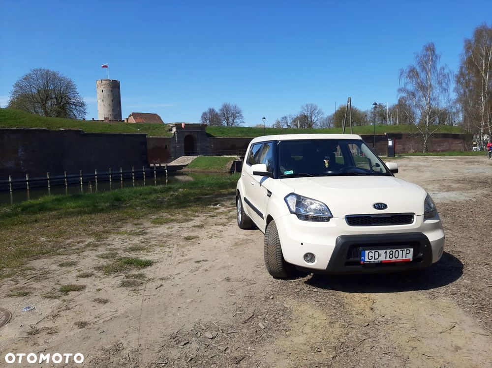Kia Soul 1.6 CRDI L - 13