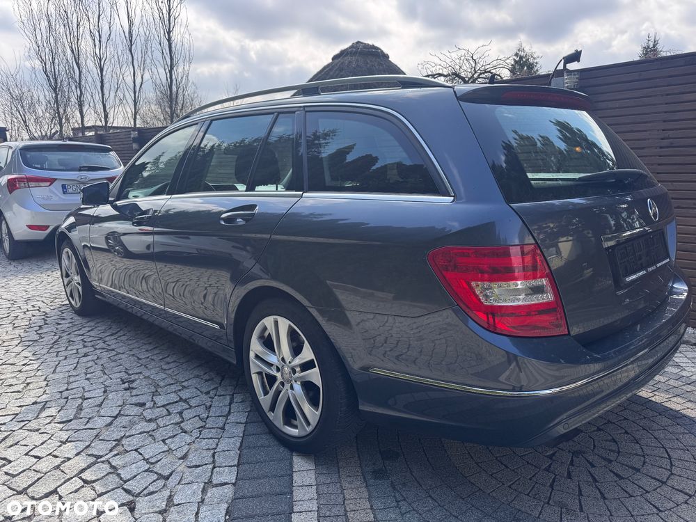 Mercedes-Benz Klasa C 180 Kompressor Automatik BlueEFFICIENCY Avantgarde - 3