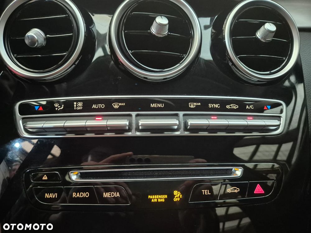 Mercedes-Benz Klasa C 200 7G-TRONIC Avantgarde - 36