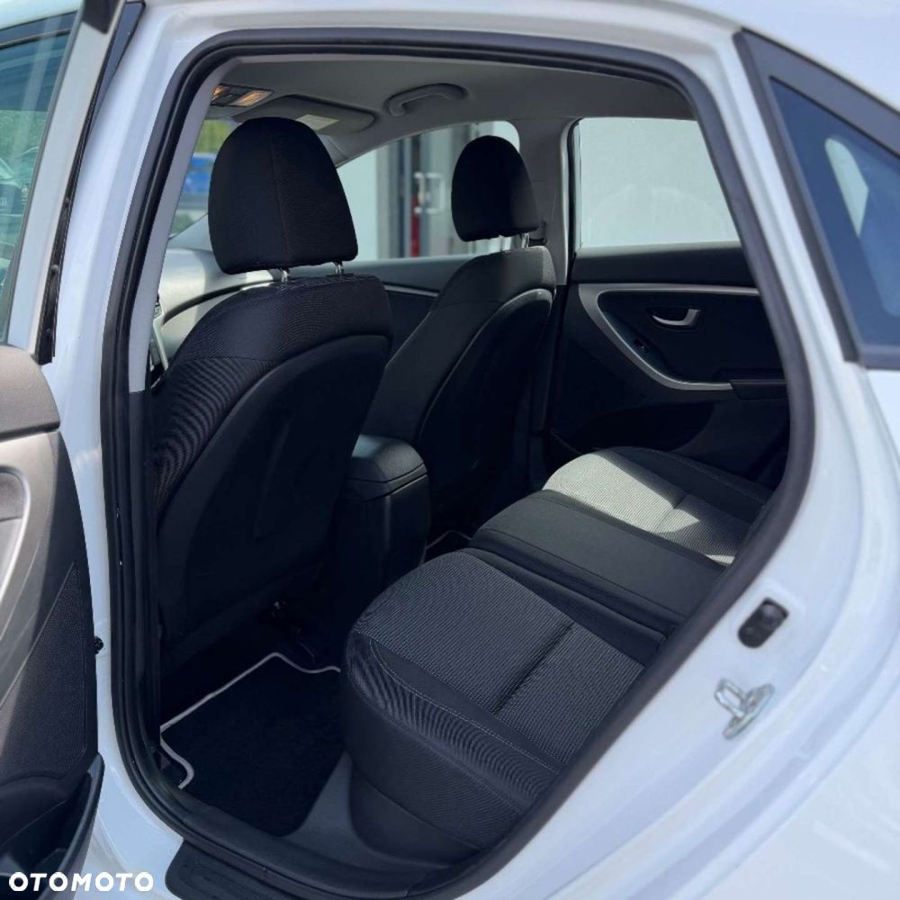 Hyundai i30 - 18