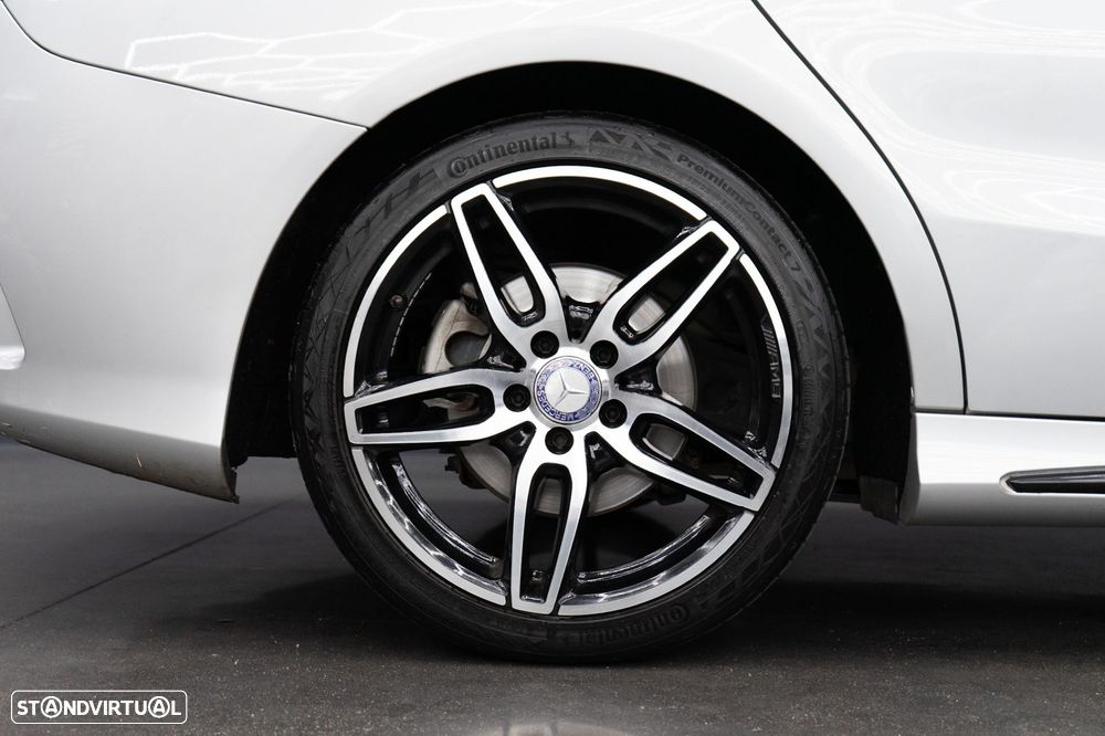 Mercedes-Benz CLA 180 d Shooting Brake AMG Line Aut. - 14