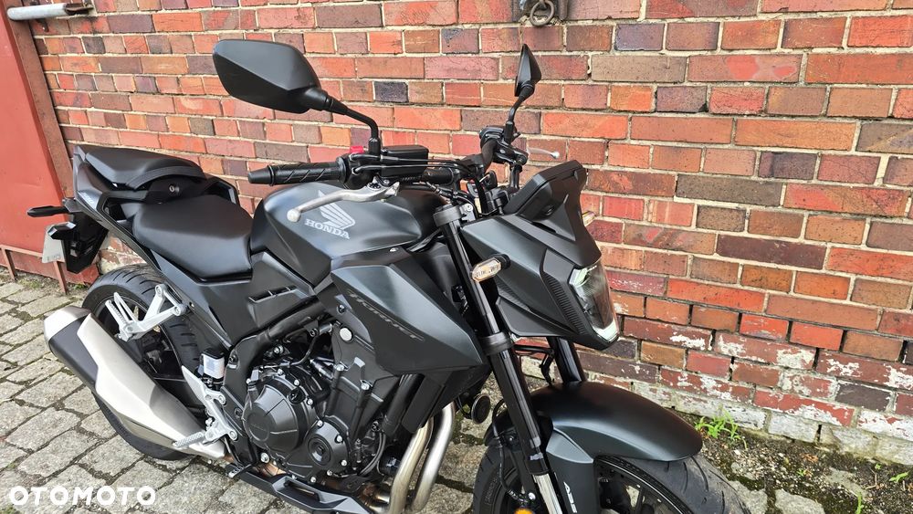 Honda Hornet - 27