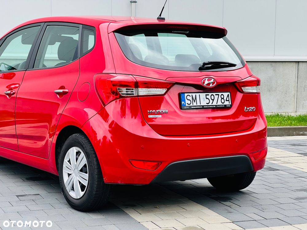Hyundai ix20 1.4 Trend - 16