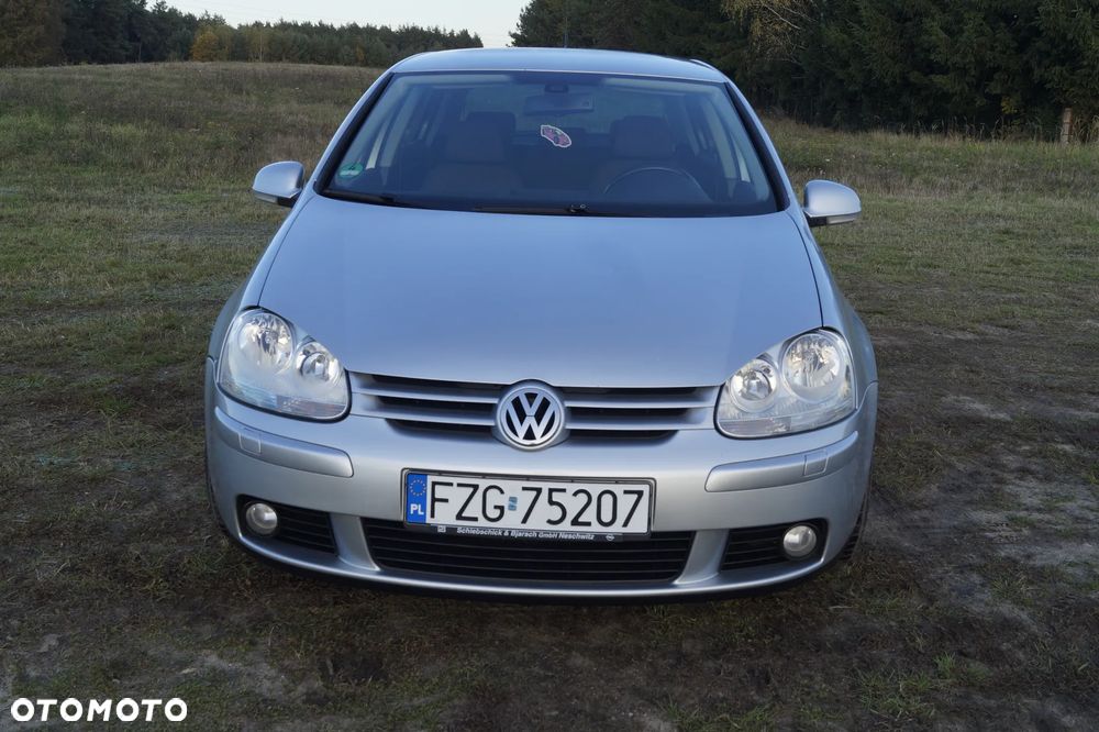 Volkswagen Golf - 4