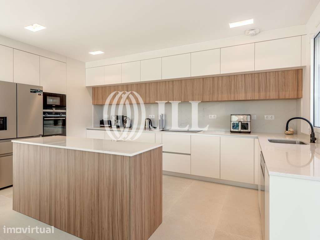 Moradia T4+2 com piscina e garagem, em Alvor, Algarve - Grande imagem: 5/29