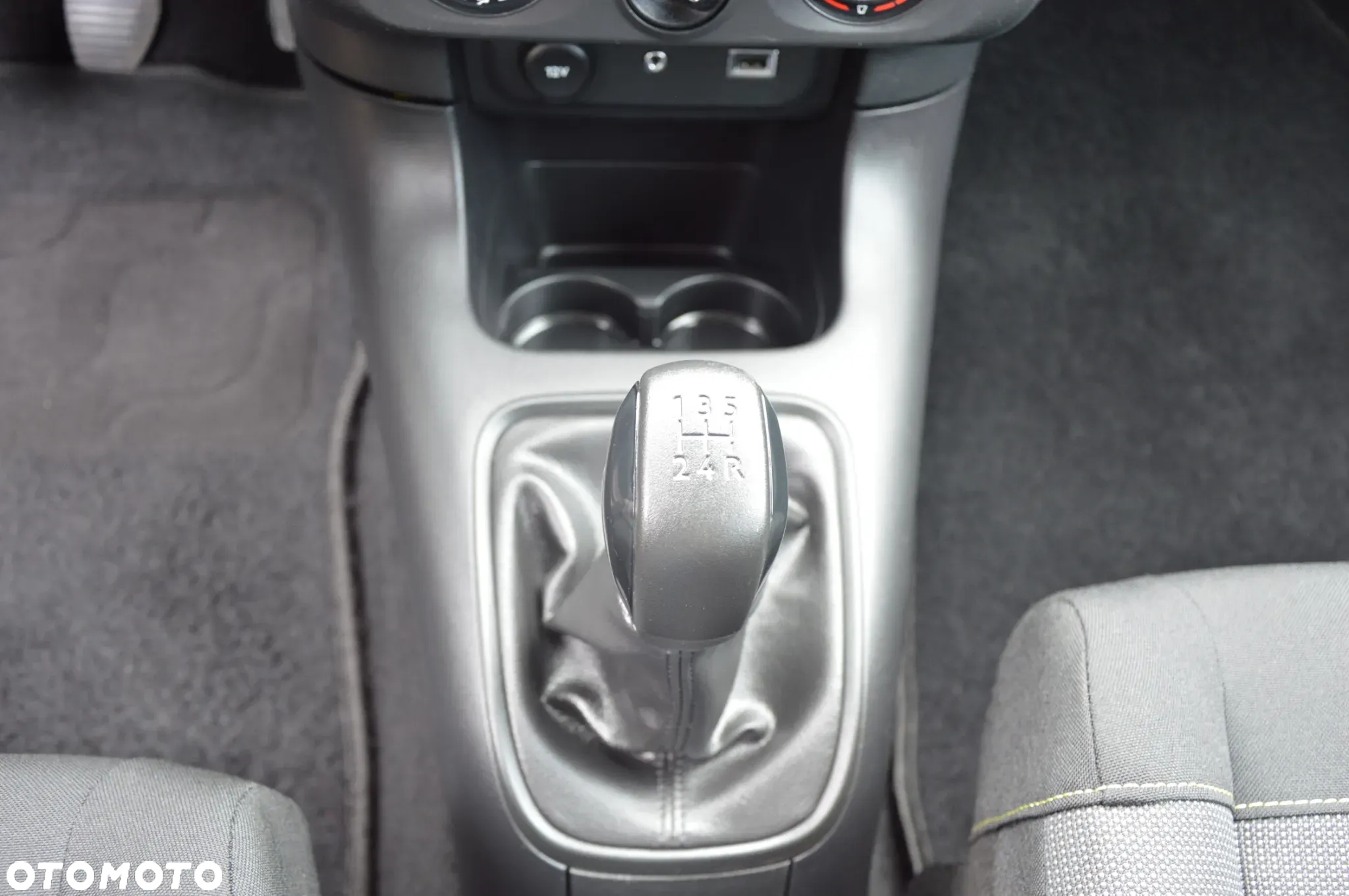 Citroën C3 Pure Tech 68 LIVE - 24