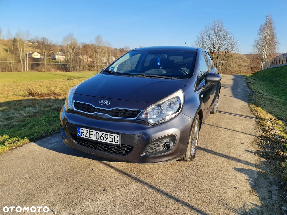 Kia Rio 1.2 Dream Team Edition - 1