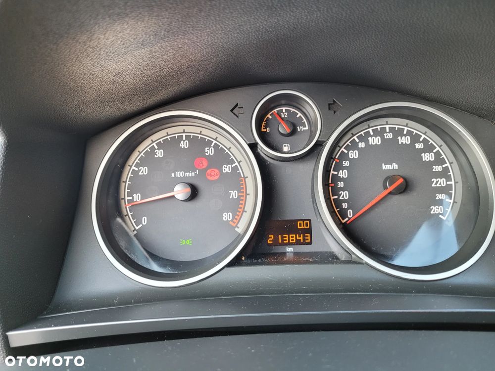 Opel Zafira - 22
