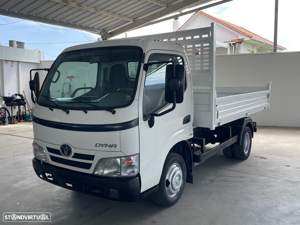 Toyota Dyna 3.0 D-4D c/Báscula - 1