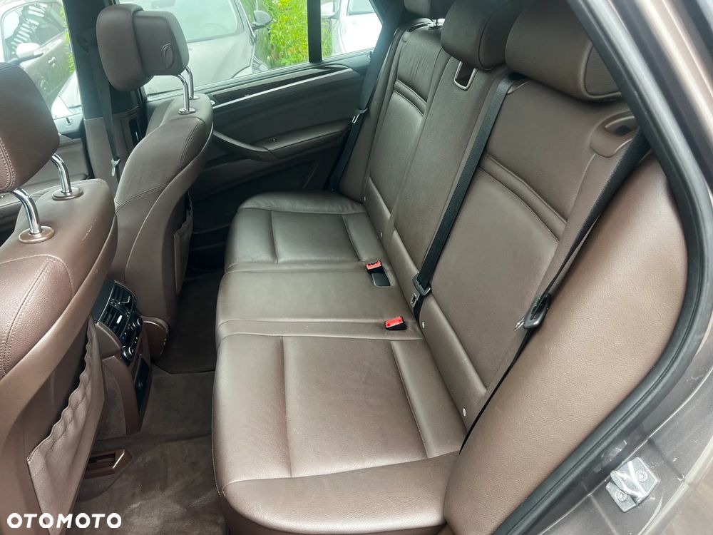 BMW X5 xDrive35d - 31