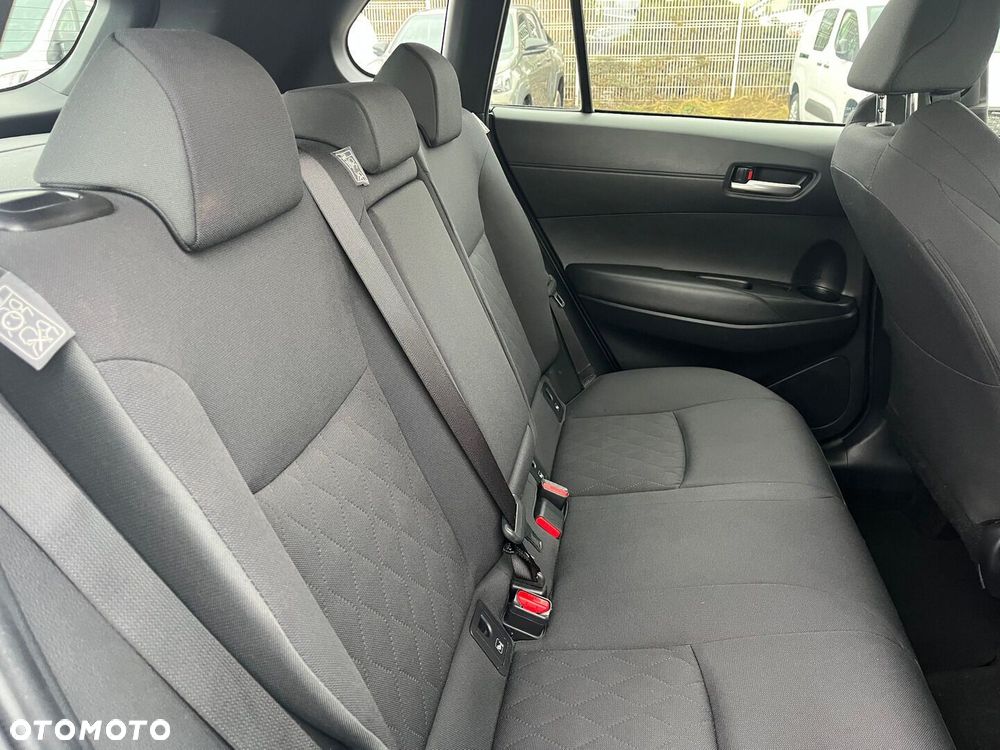 Toyota Corolla Cross 2.0 Hybrid Comfort - 30