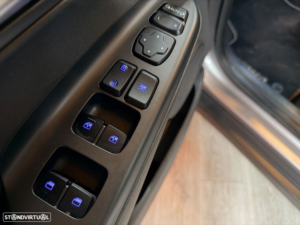 Hyundai Kauai 64 kWh Premium+LED - 17