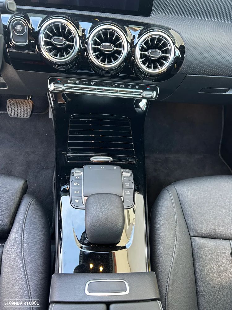 Mercedes-Benz A 250 e 8G-DCT Special Edition - 12