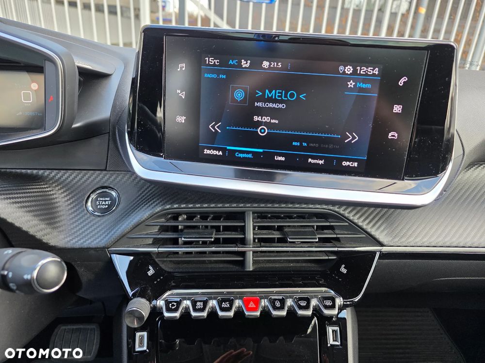 Peugeot 208 1.2 PureTech Allure S&S EAT8 - 11