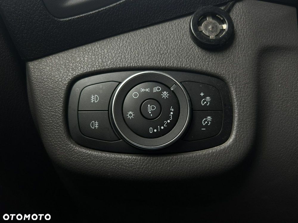 Ford Tourneo Connect - 34