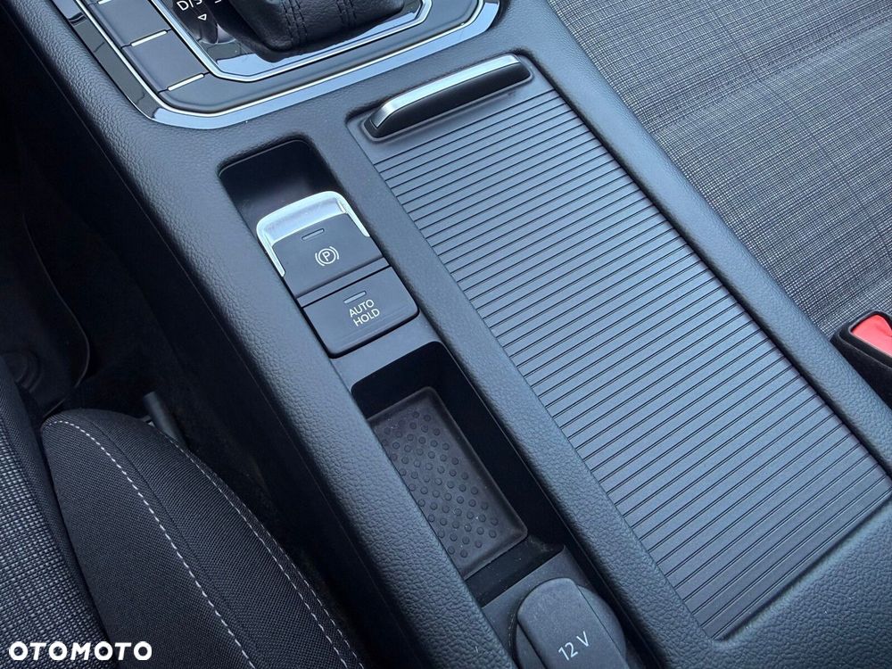 Volkswagen Passat Variant - 29
