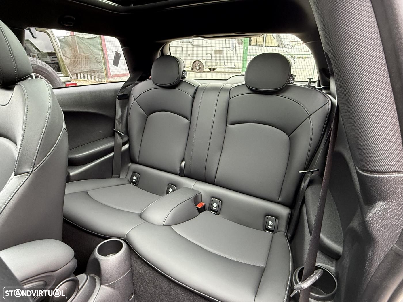 MINI 3 Portas One Sport Edition - 39