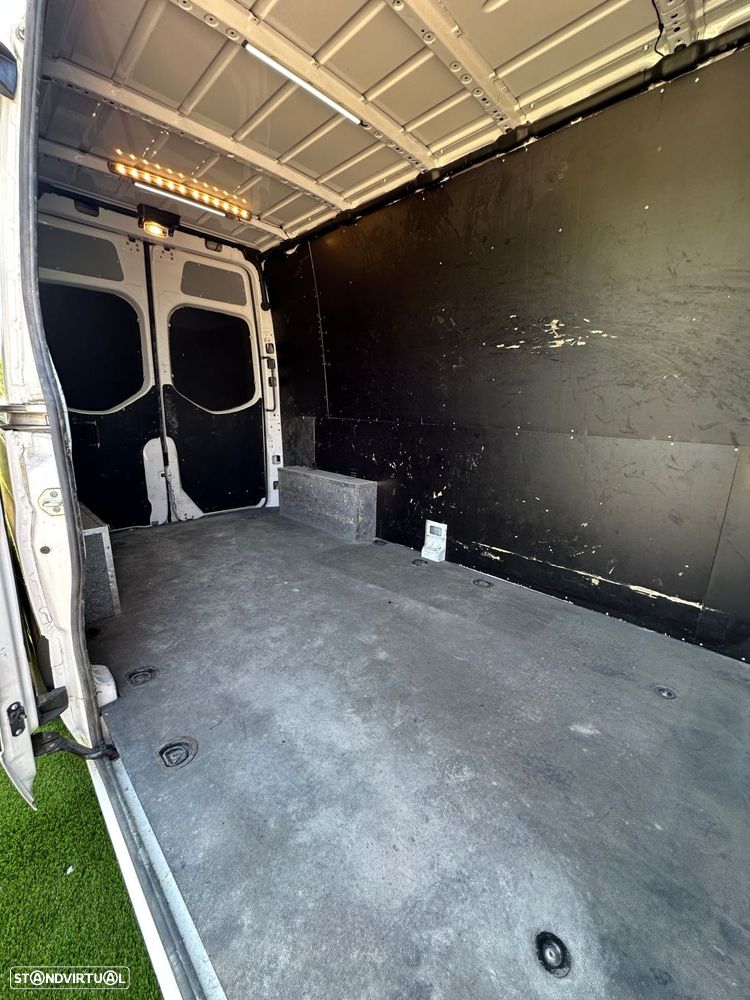 Mercedes-Benz Sprinter MERCEDES-BENZ eSPRINTER 2023 | 100% ELÉTRICA - 18