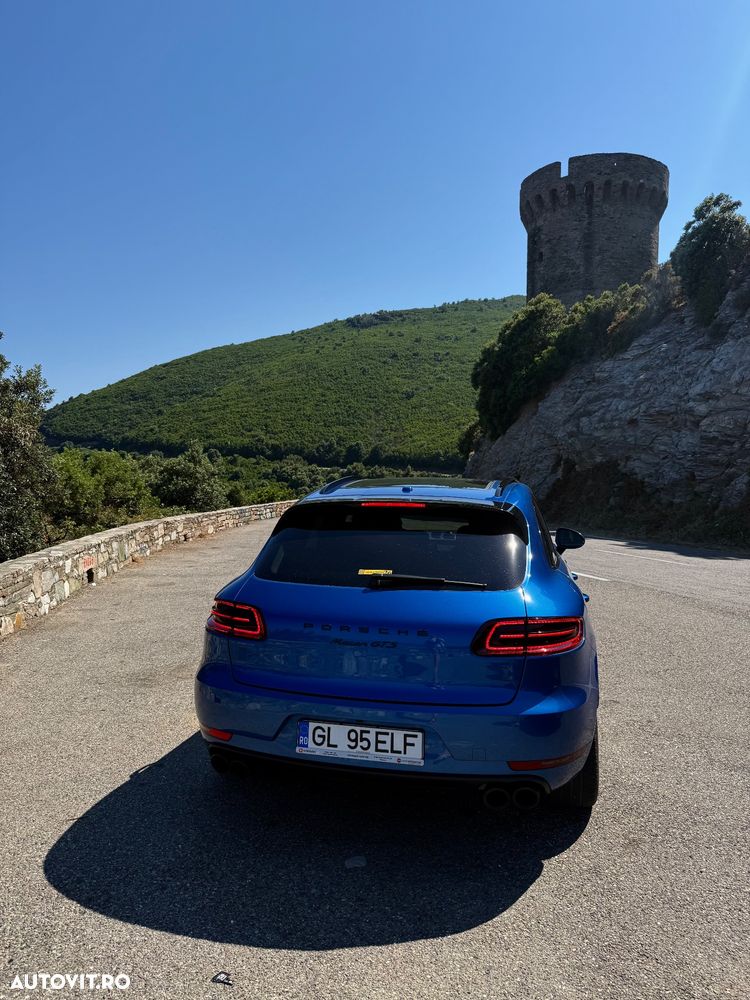 Porsche Macan - 13