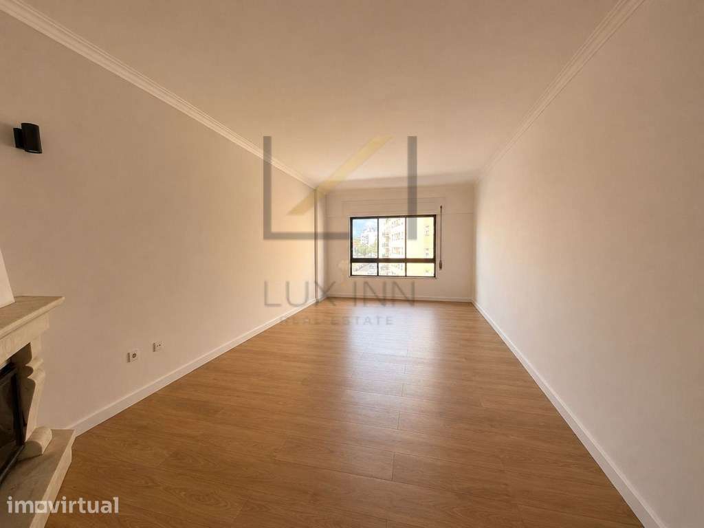 T3 em fase final de Remodelação em Massamá | Rua da Milheirada - Grande imagem: 4/15