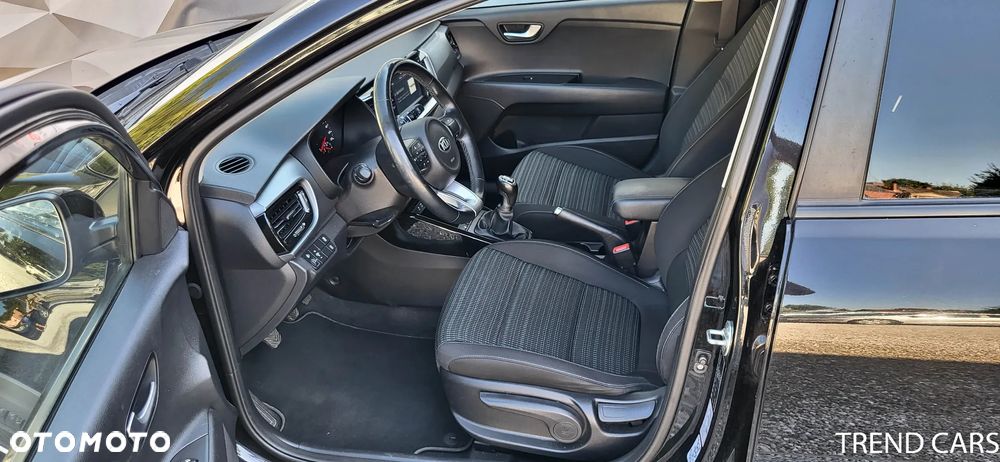 Kia Stonic 1.6 CRDi Vision - 16