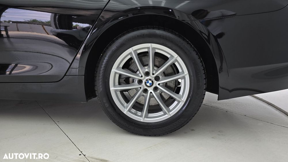BMW Seria 5 530i xDrive AT MHEV - 22