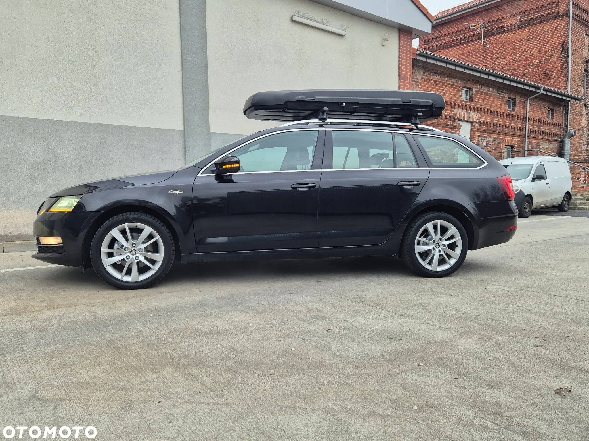 Skoda Octavia 1.5 TSI ACT DSG L&K - 16