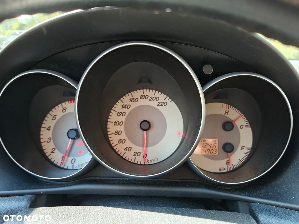 Mazda 3 1.6 16V Exclusive - 23