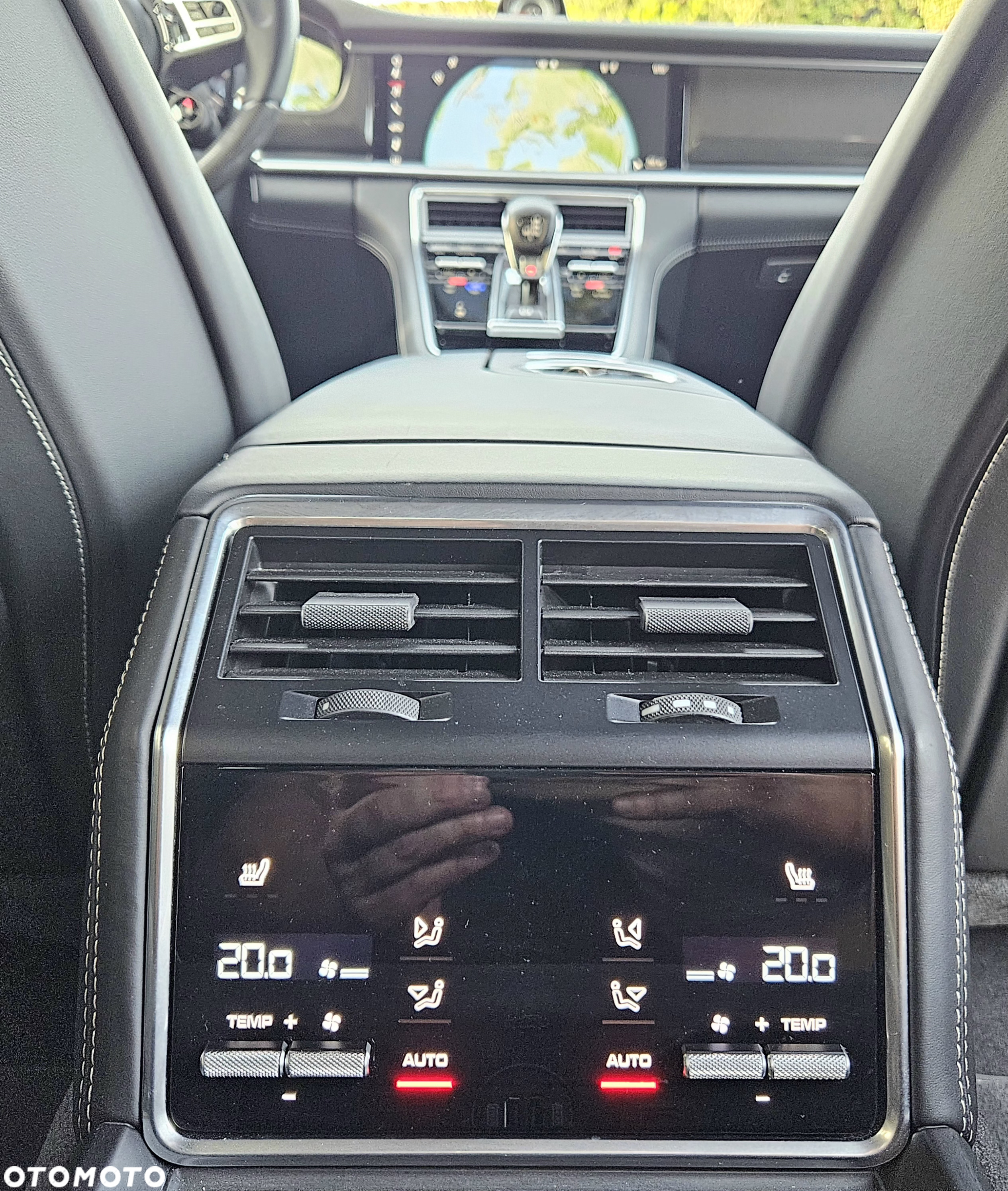 Porsche Panamera Turbo Executive - 28