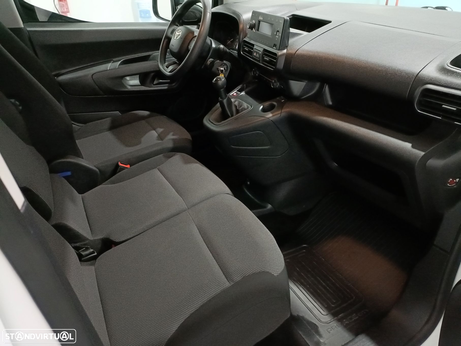 Toyota Proace - 7