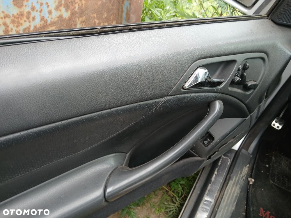 mercedes benz W203 C200 coupe 744 maska pokrywa silnika klapa bagażnika zderzak lampa reflektor - 5