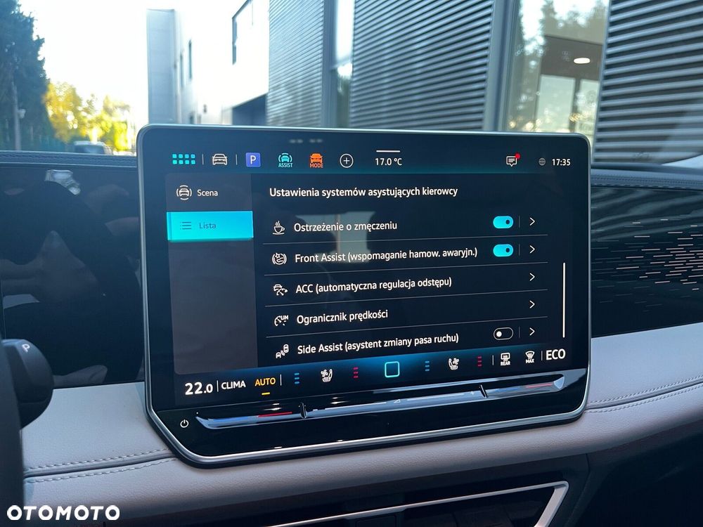 Volkswagen Tiguan - 21
