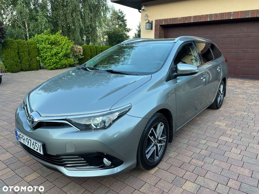 Toyota Auris 1.8 HSD Prestige - 9