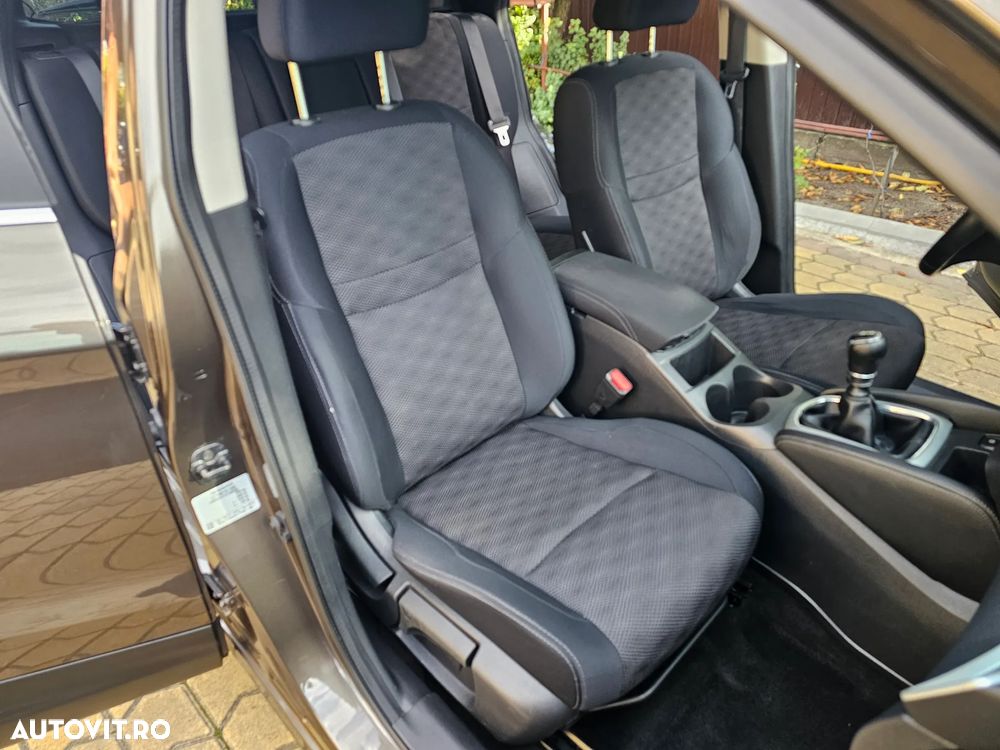 Nissan Qashqai 1.5 DCI N-Connecta - 22