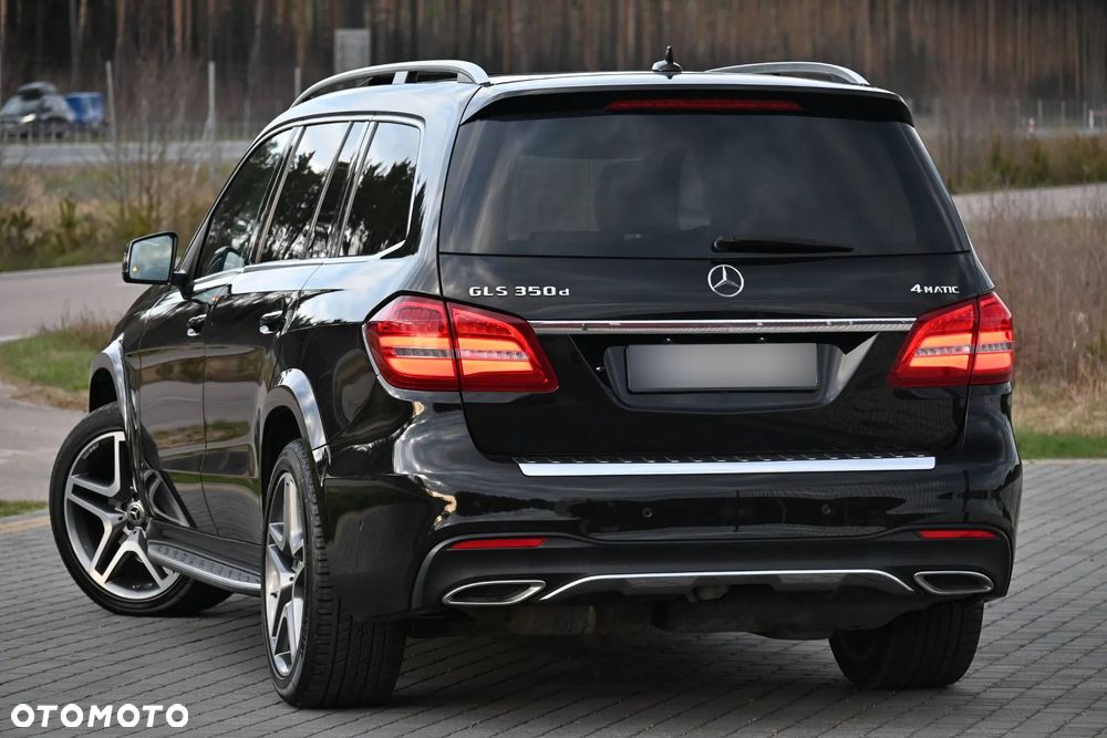 Mercedes-Benz GLS - 17