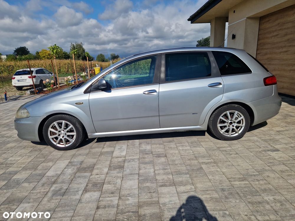 Fiat Croma 1.9 Multijet 16V DPF Automatik Emotion - 4