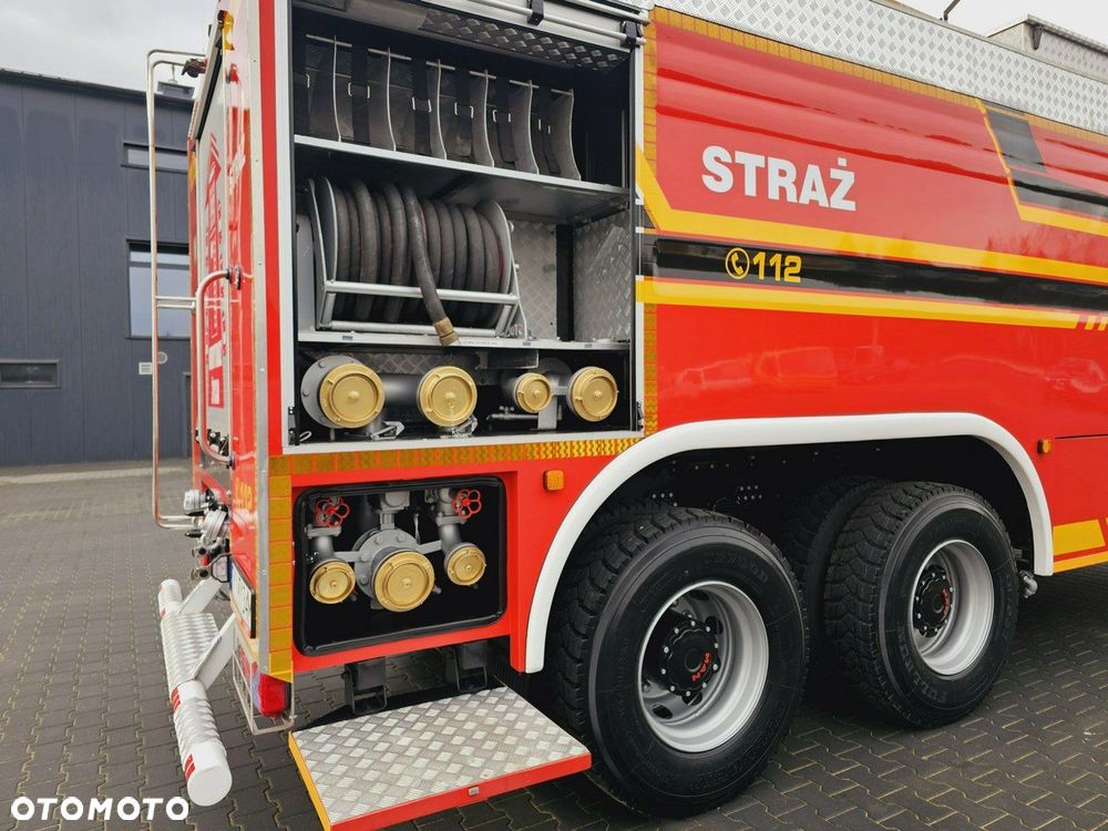 MAN TGS 26.440 6x6 9500 l woda + 950 piana Stolarczyk straż pożarna - 28