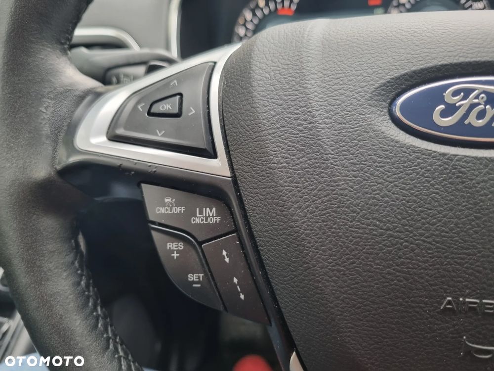 Ford S-Max 2.0 TDCi Bi-Turbo Titanium PowerShift - 9