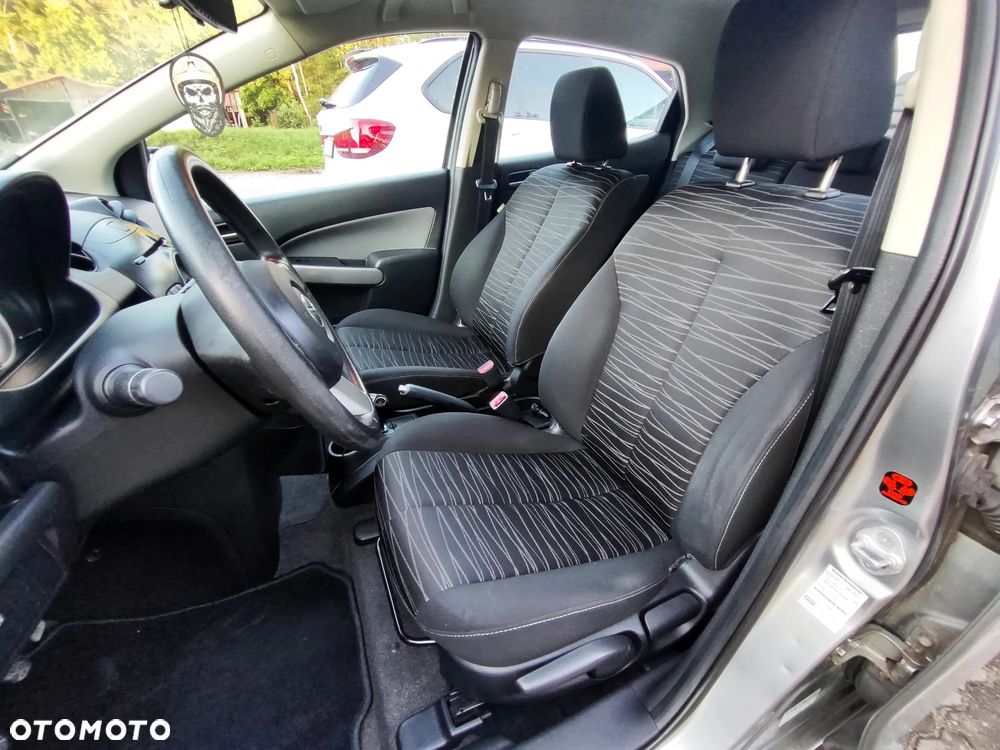 Mazda 2 1.3 Exclusive - 8