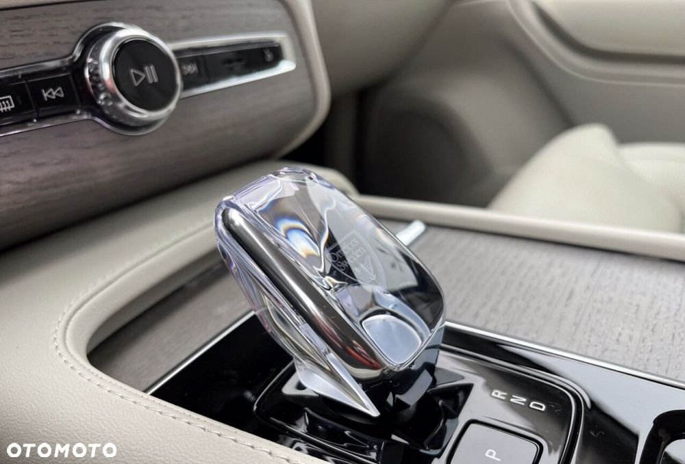 Volvo XC 90 - 19