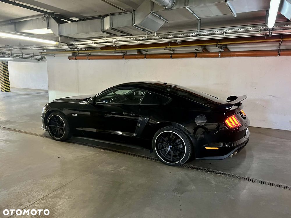Ford Mustang - 5