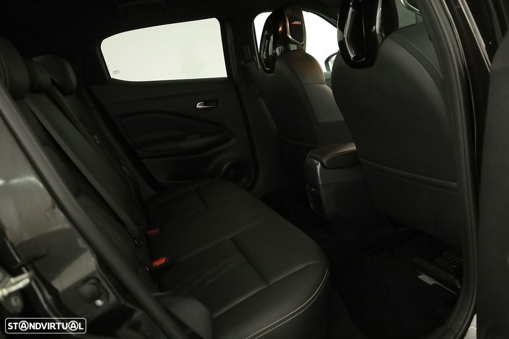 Nissan Juke 1.0 DIG-T Tekna - 21