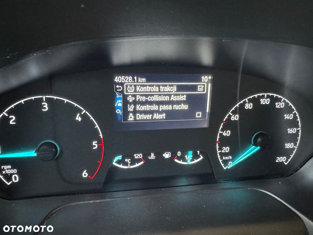 Dethleffs Globetrail 590 CFO - 37