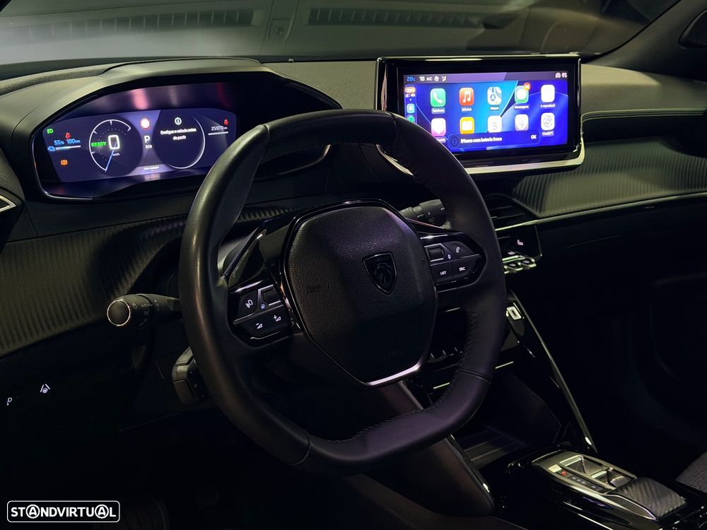 Peugeot e-2008 Allure - 6