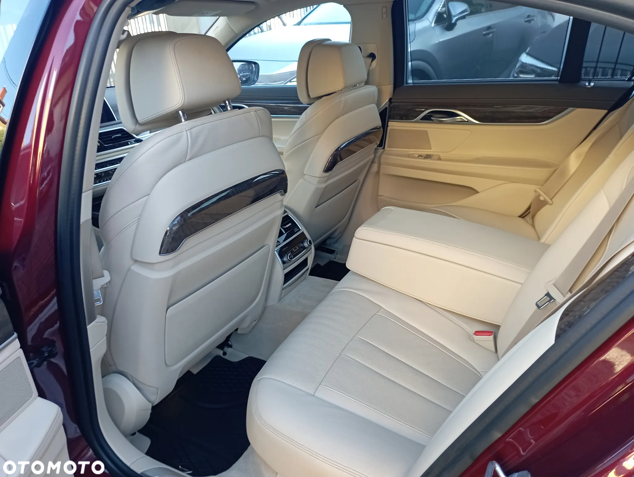 BMW Seria 7 740d xDrive - 11