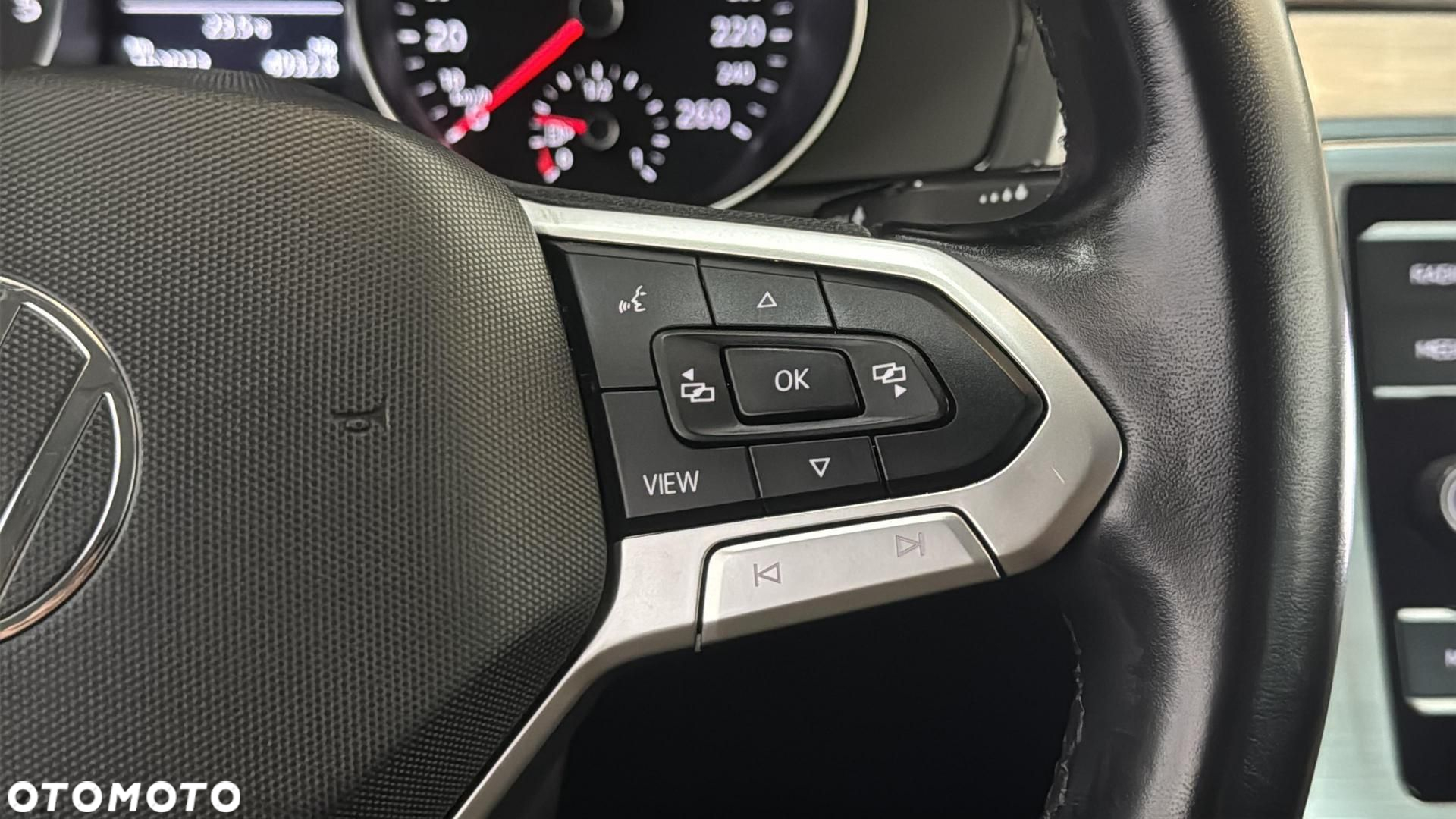 Volkswagen Passat 2.0 TDI EVO Essence - 27
